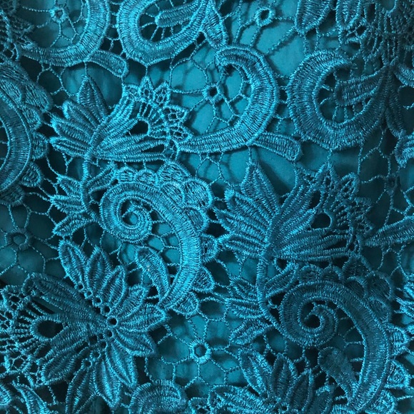 Asymmetrical skirt - Picture 4 of 11